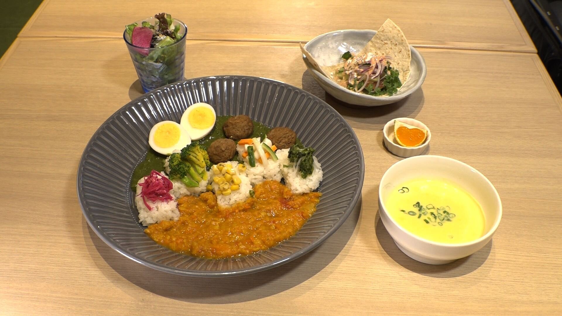 １８区丼１.jpg