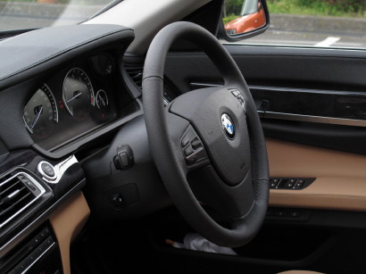 BMW%EF%BC%BA%EF%BC%92.JPG