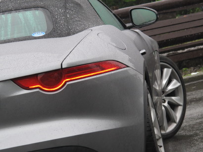 JagFtype0019.jpg