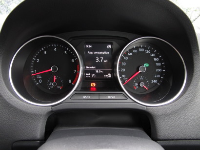 VW014PL0028.jpg