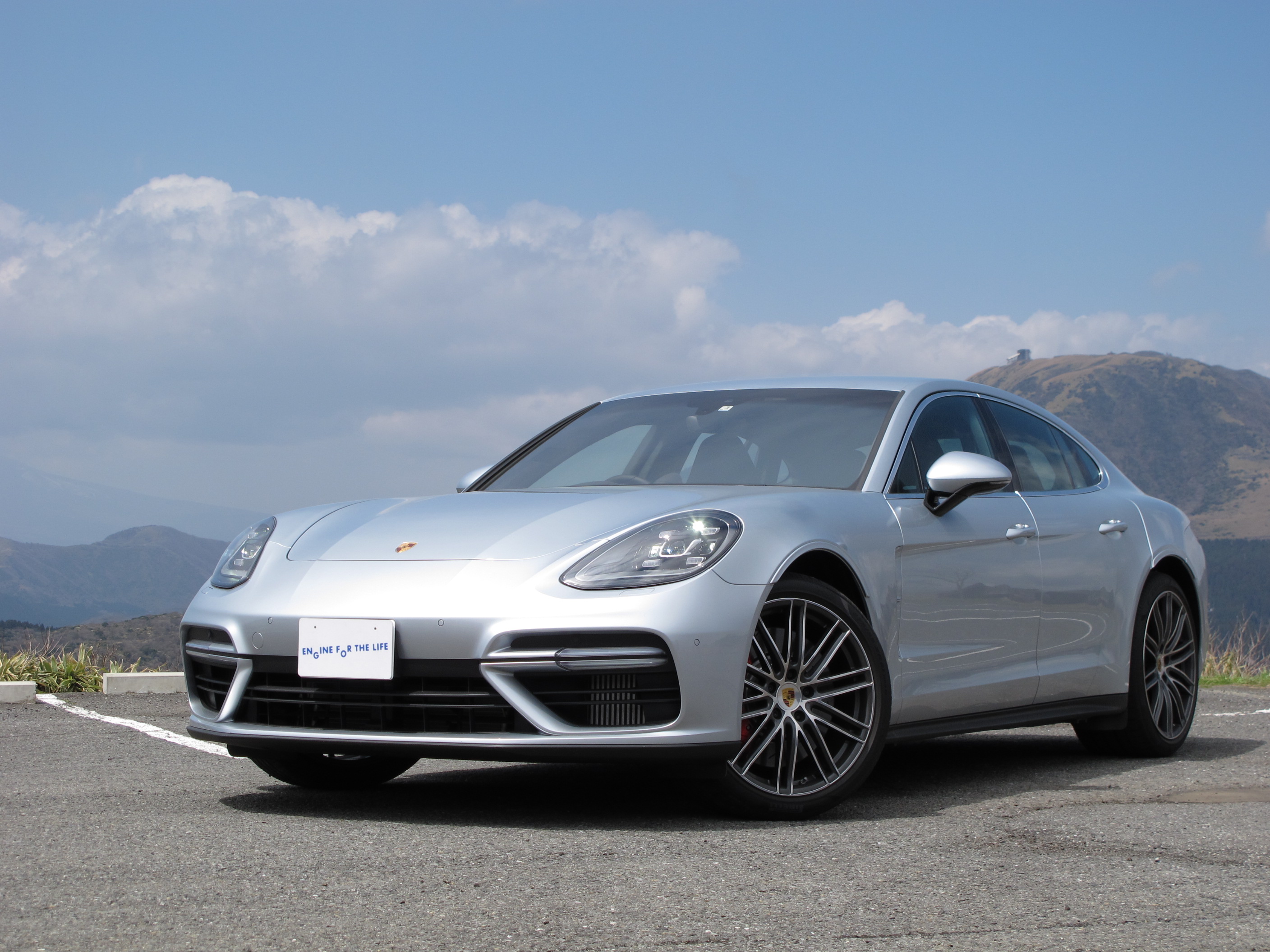 panamera1.jpg