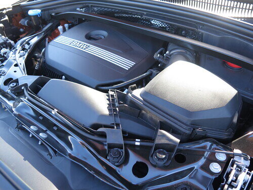 BMWx1xDr20i0027.jpg