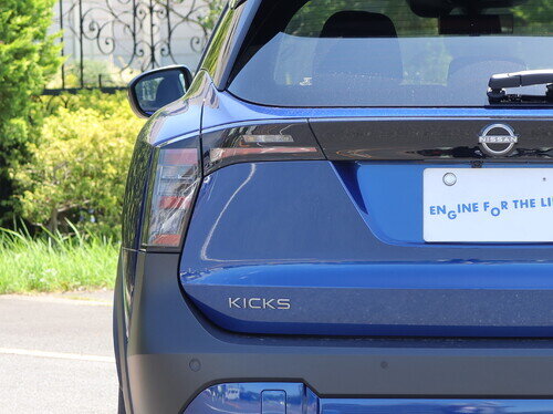 NIS26KIKX0099.jpg