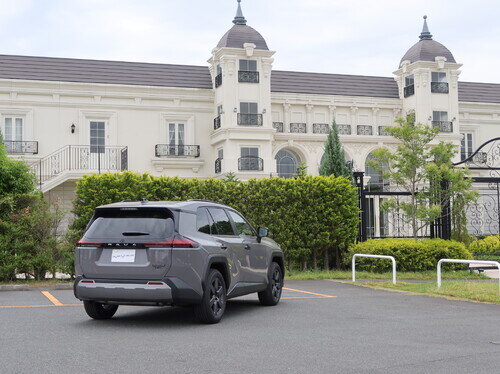 Tyta26RAV4HEV0109.jpg