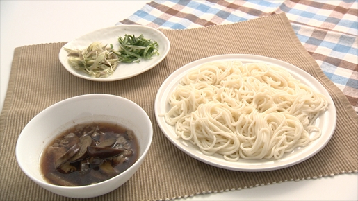 ナスと豚肉のつけ汁そば