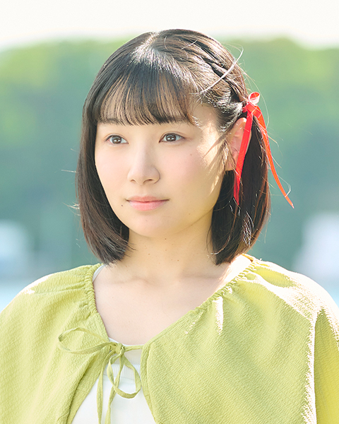 亀井（白石優愛）